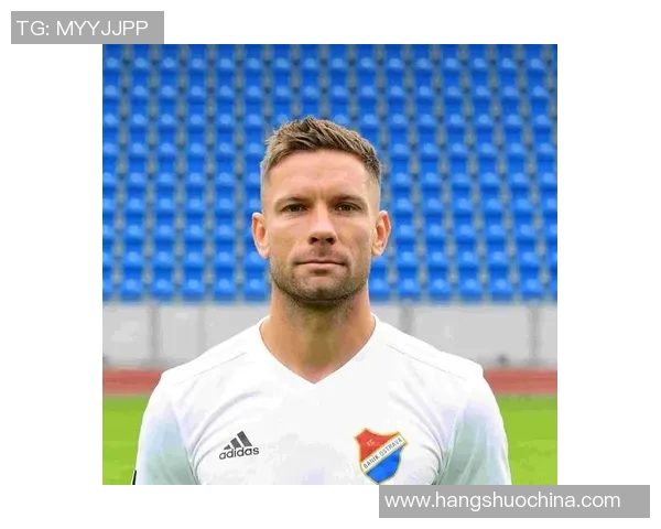 足球明星精彩瞬间全纪录视频合集尽享足球魅力与激情