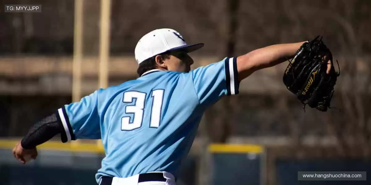 🎉 观赛互动，赢取限量版周边不是梦！🎁